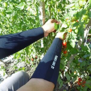 Dry Cuffs - Neoprene Arm Protection (Black / Pink) - Image 3